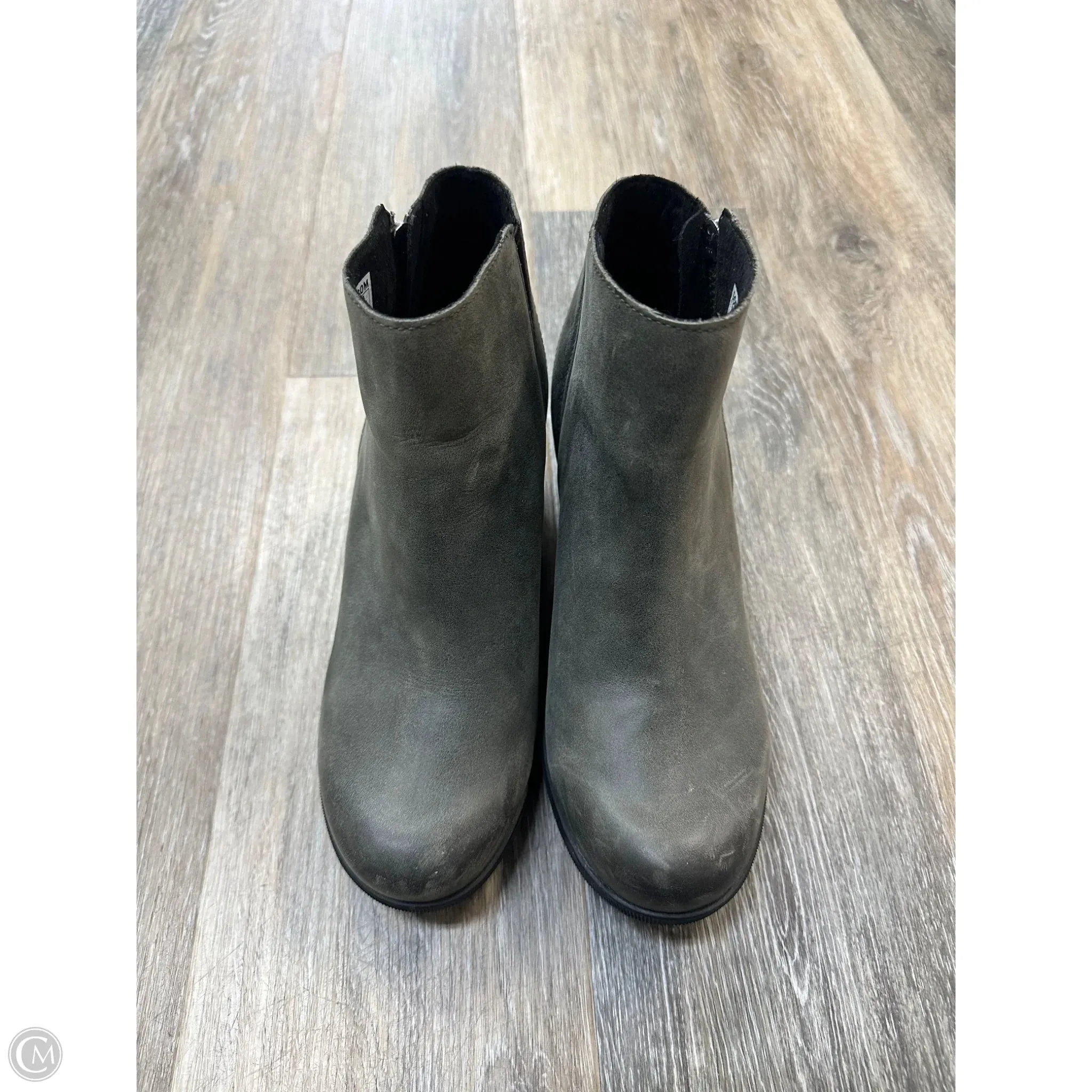 Boots Ankle Flats By Sorel In Grey, Size: 8.5