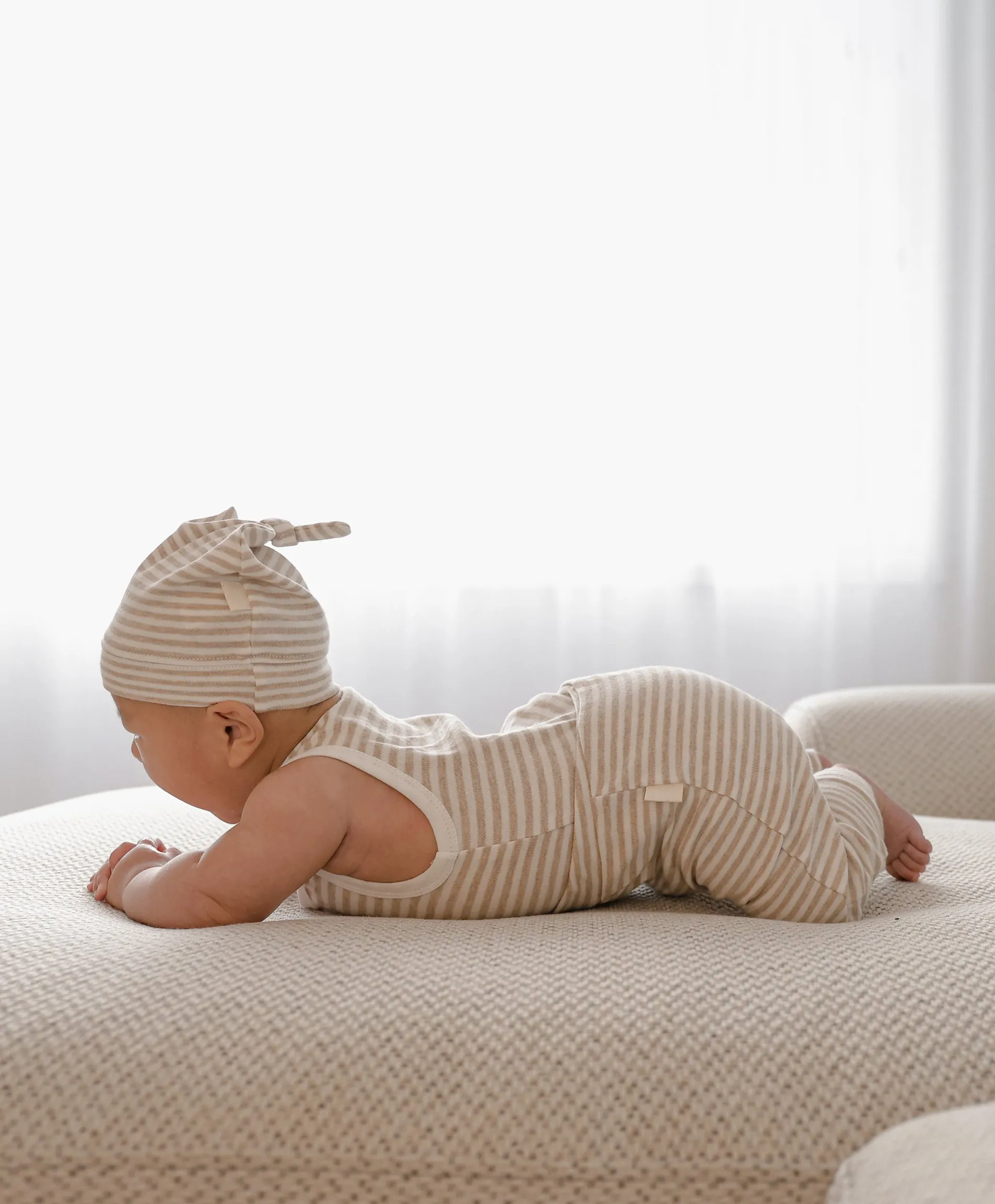 Comfy baby singlet bodysuit - Oat stripes