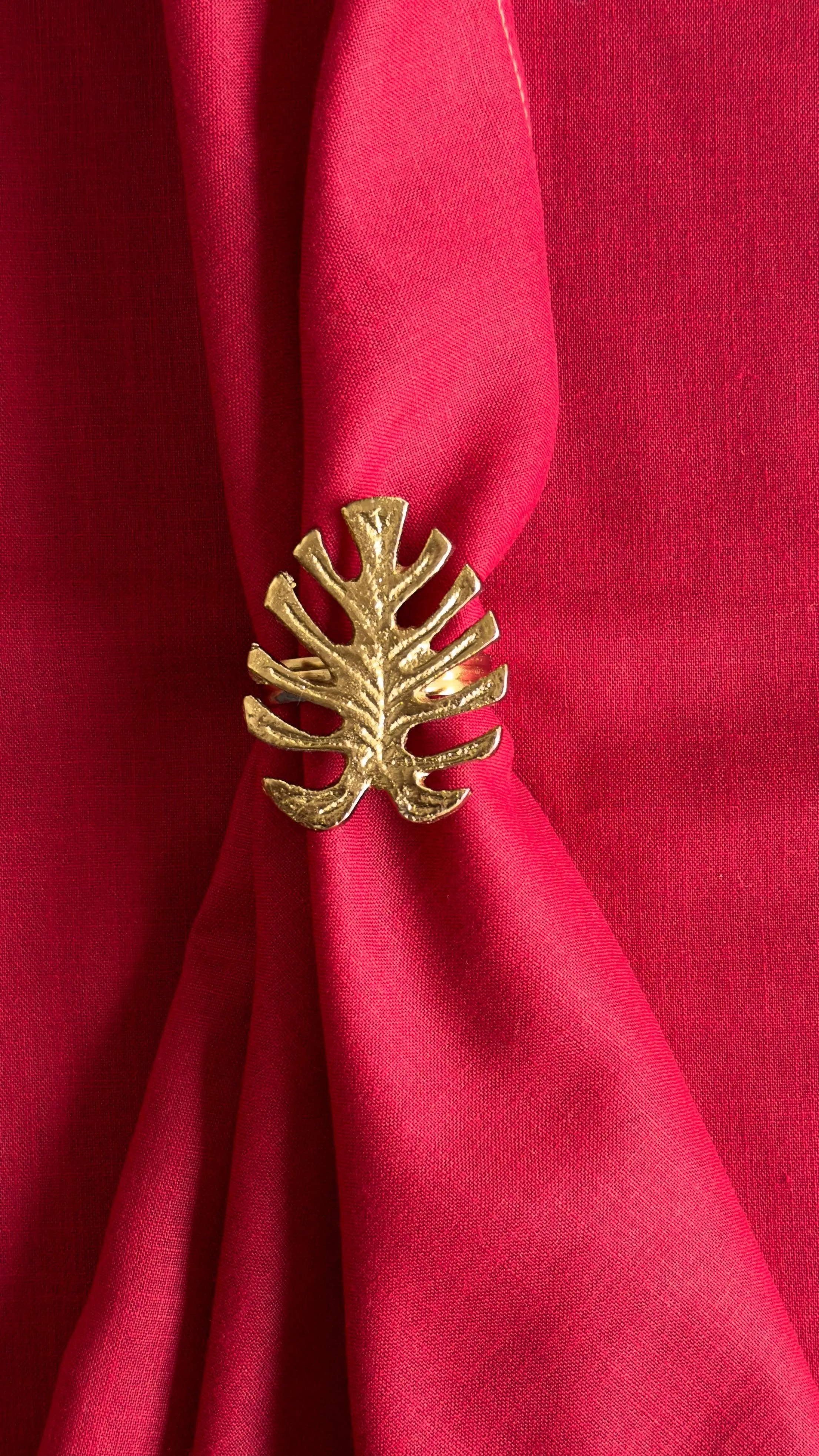 Napkin Ring (Leaf ) - Set of 4 | Elegant Leaf Napkin Rings for Dining Table