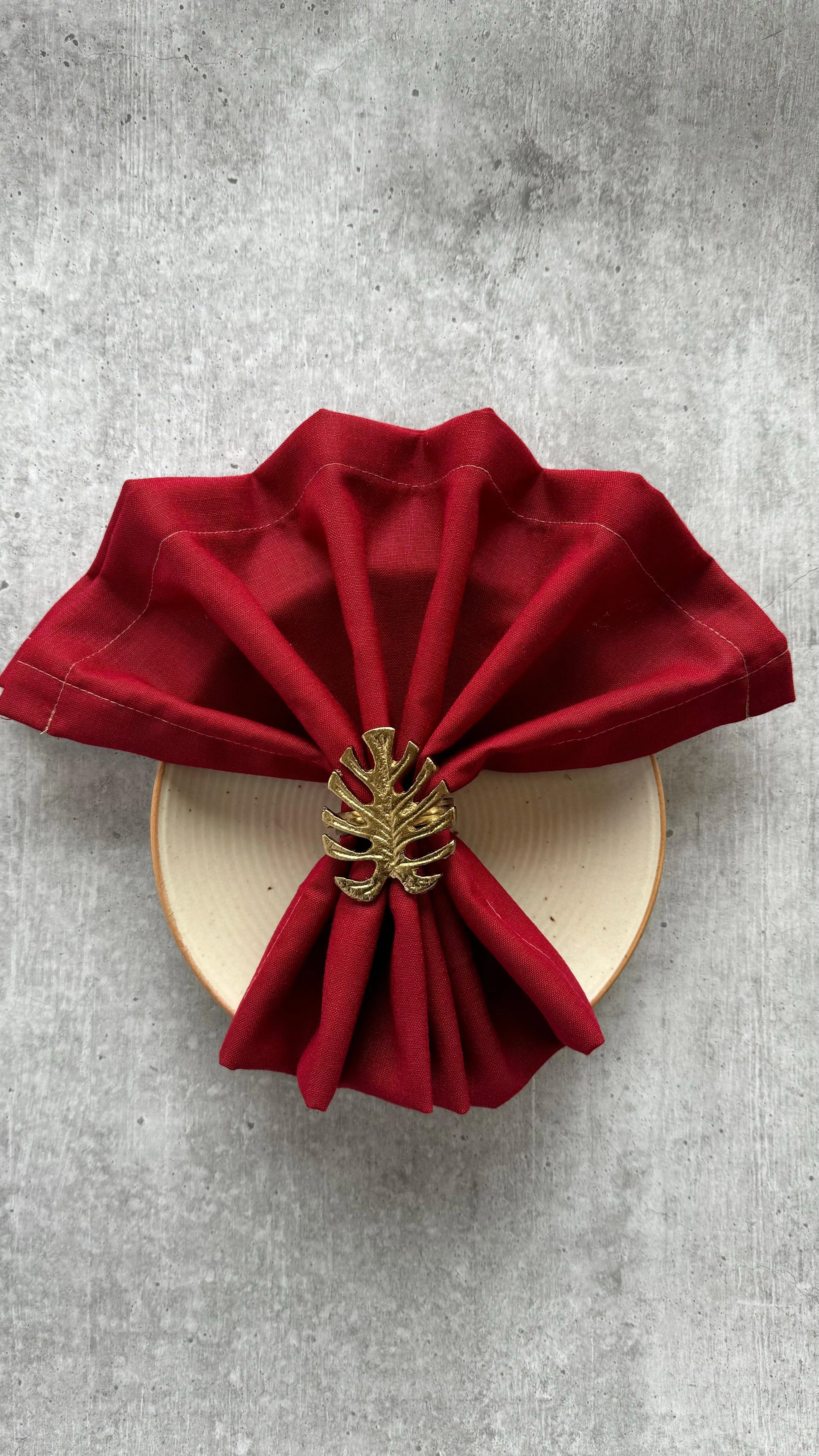 Napkin Ring (Leaf ) - Set of 4 | Elegant Leaf Napkin Rings for Dining Table