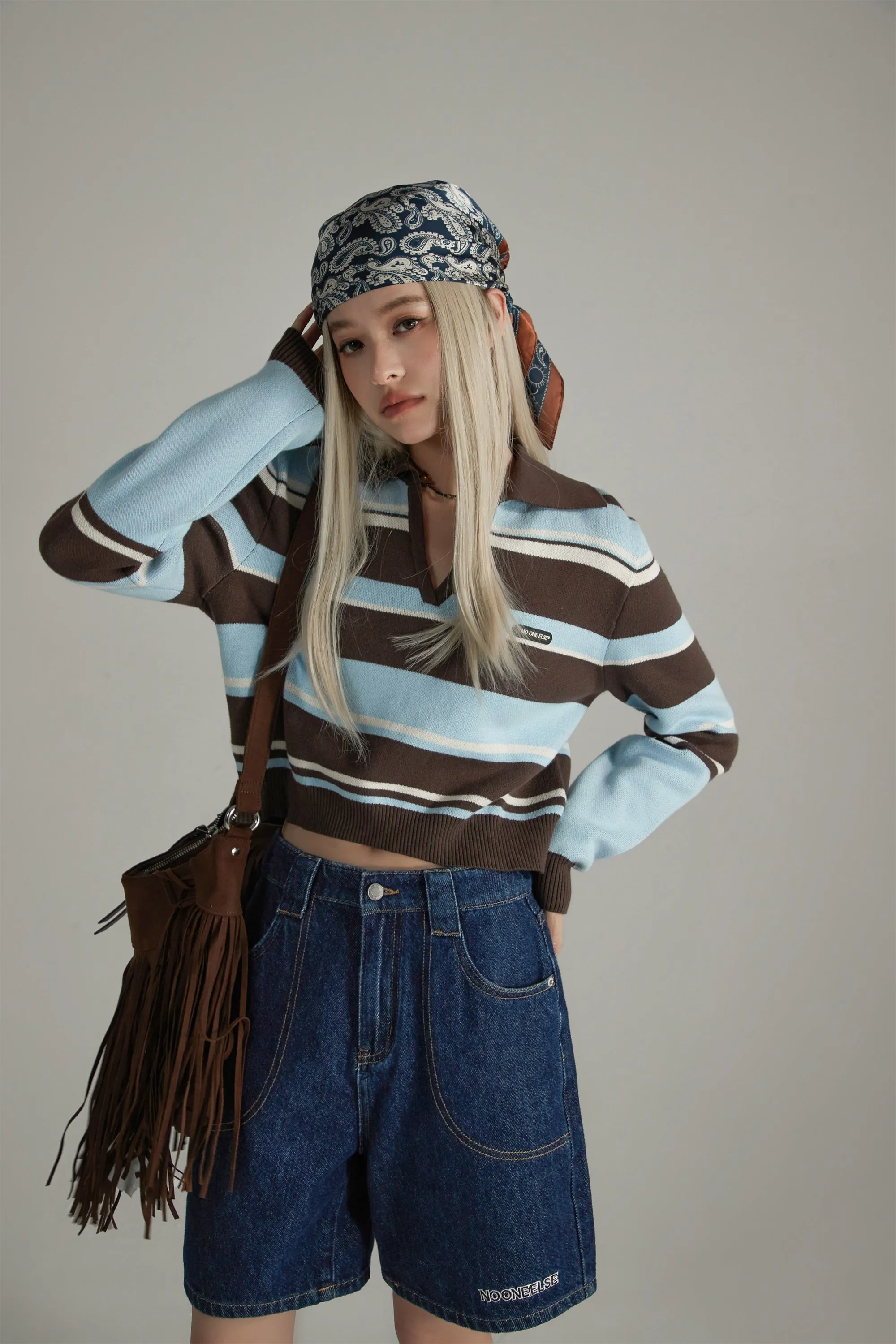 Open Collar Stripe Color Knit Sweater
