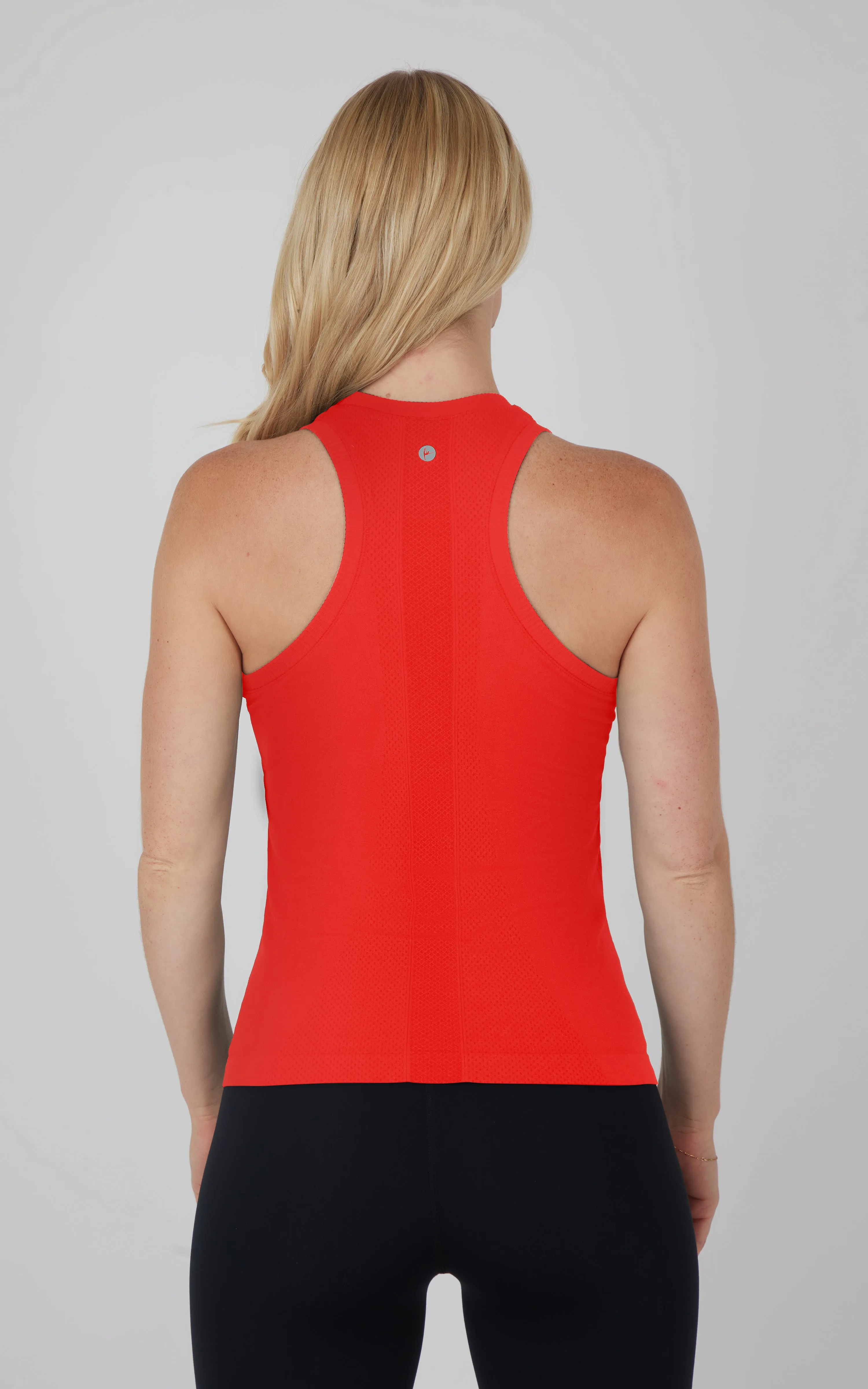 Seamless Competition Tank