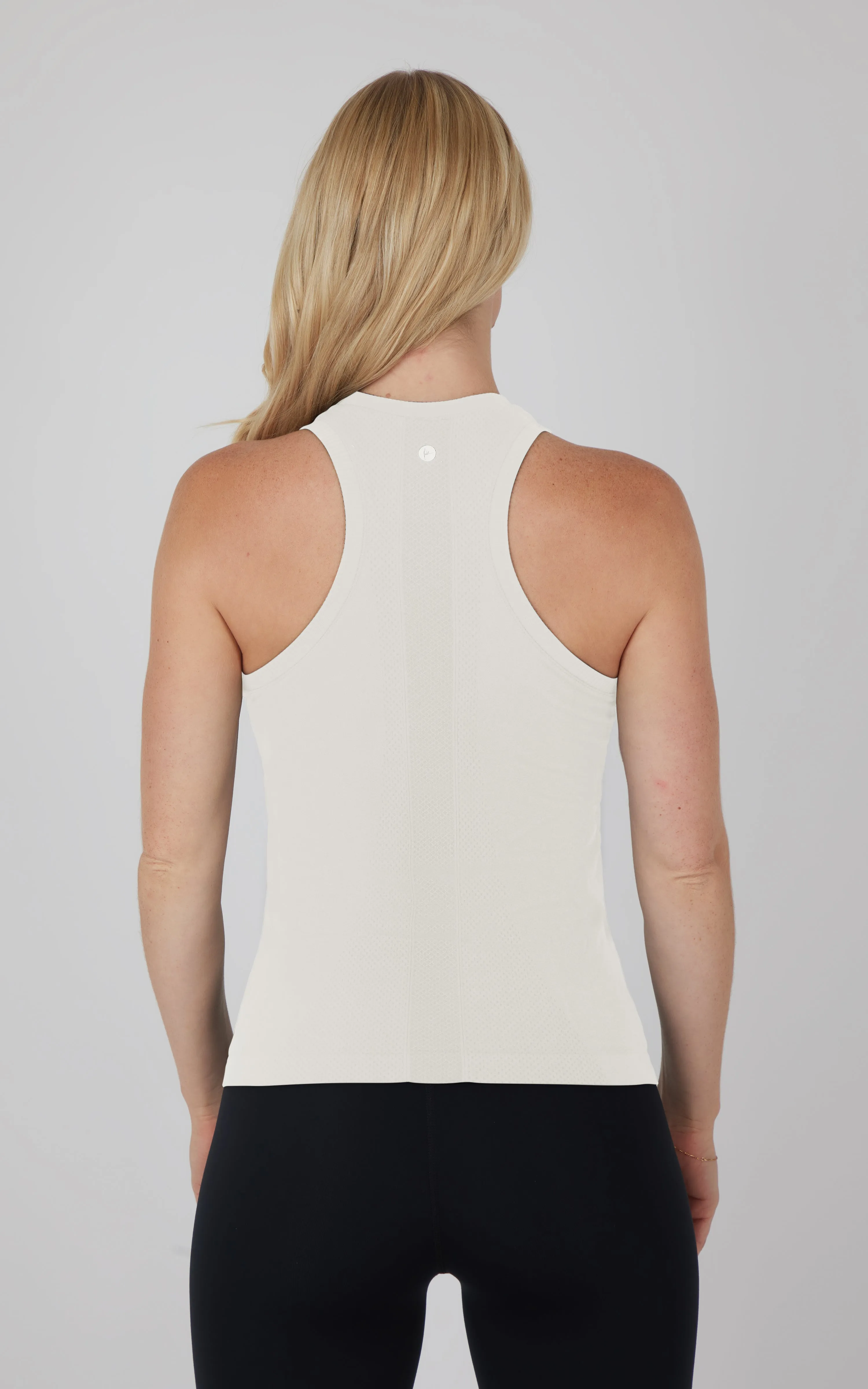 Seamless Competition Tank