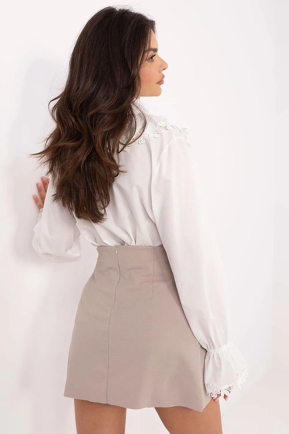 Short skirt model 206633 Italy Moda
