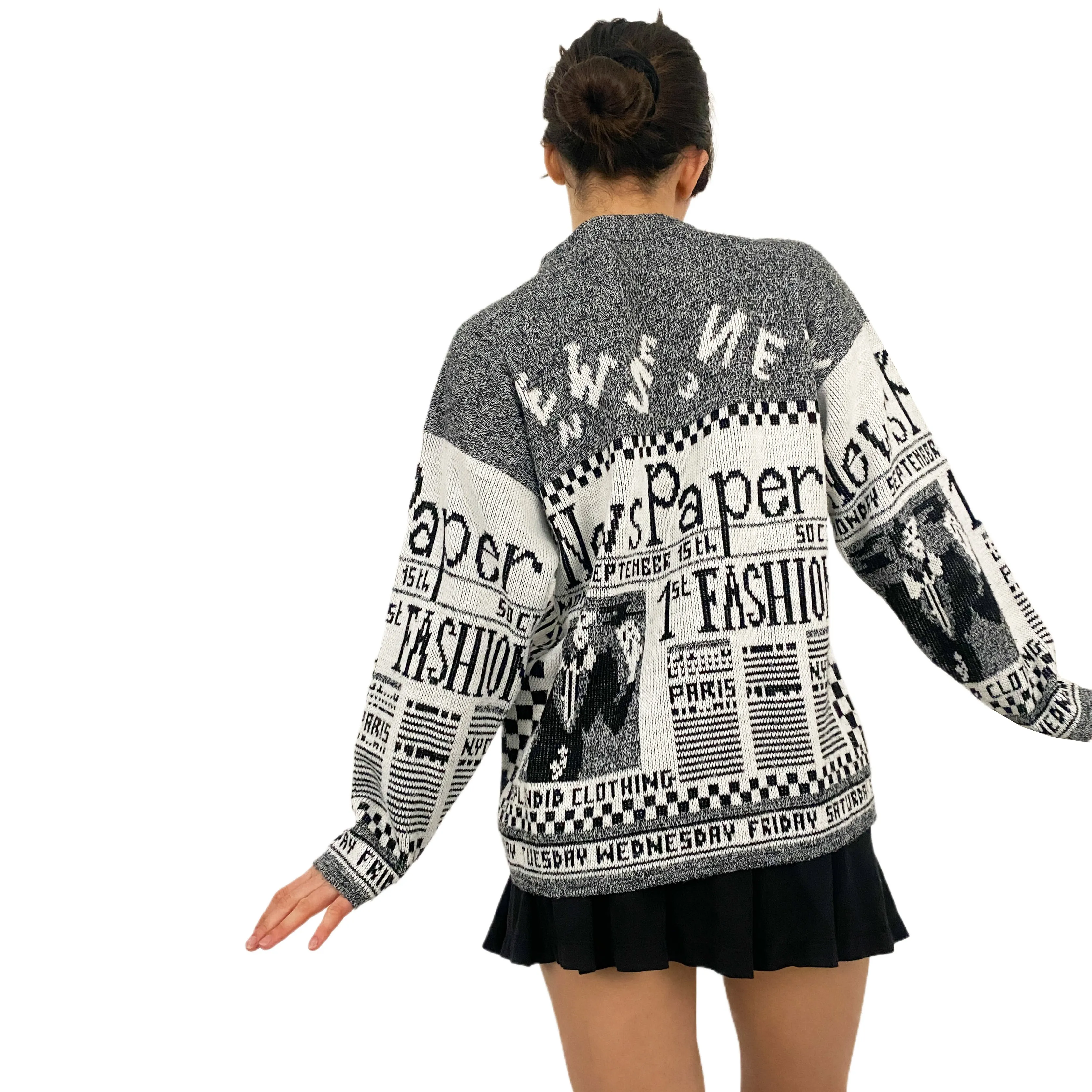 Vintage Fashion News Sweater (M/L)